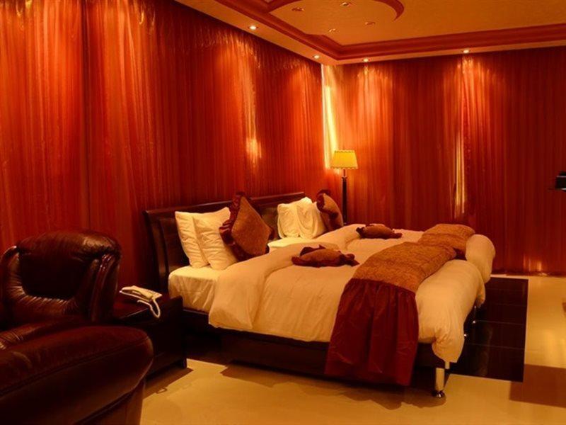 Jad Hotel Suites Амман Екстер'єр фото